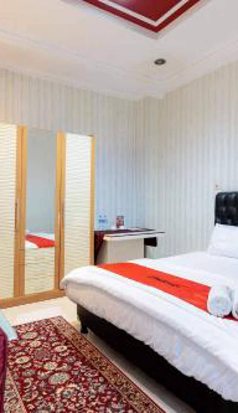 RedDoorz Plus @ Guntur Raya Setiabudi