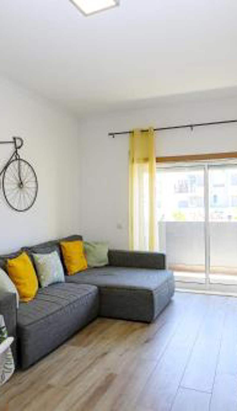 B11 - Beach Way Apartment