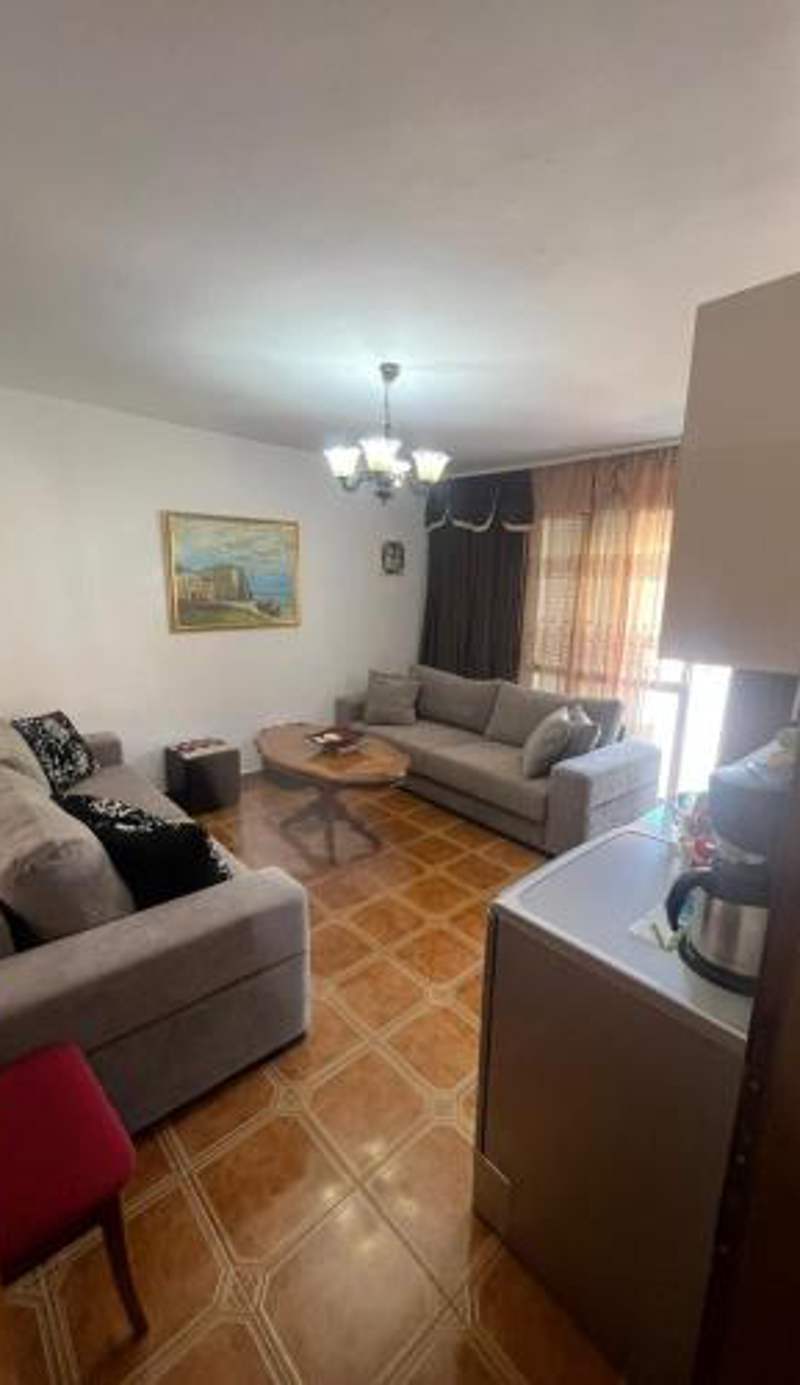 Apartment komod Perla
