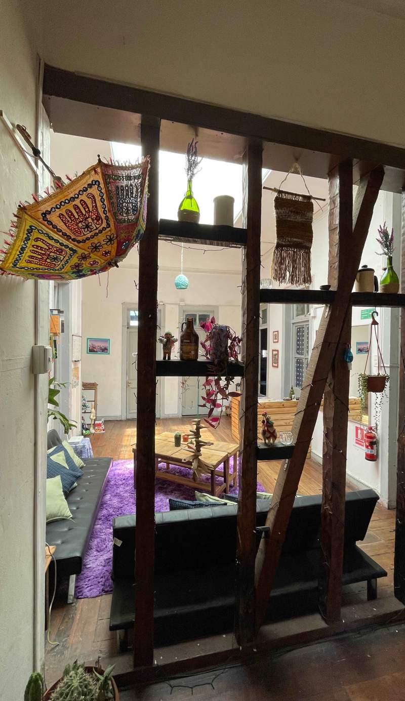 Valparadise Hostel