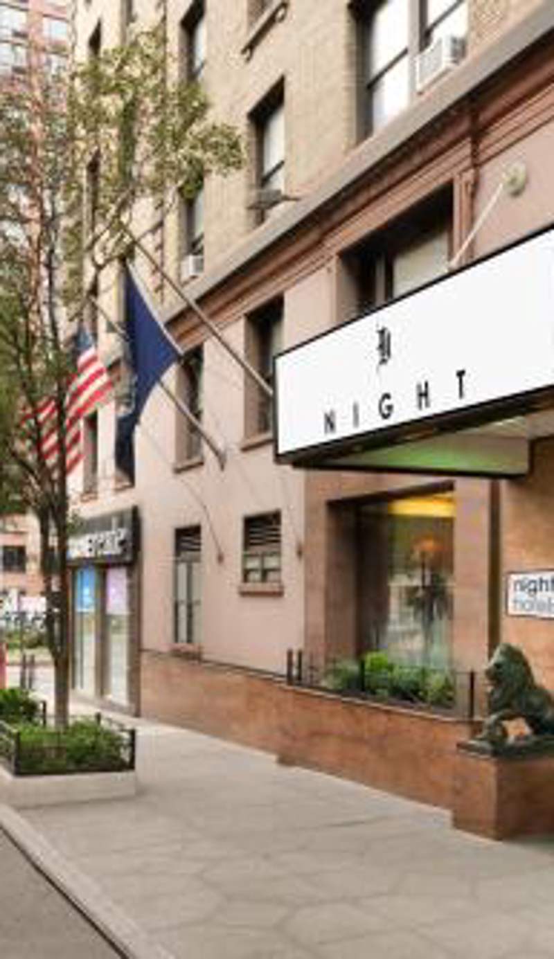 Night Hotel Broadway