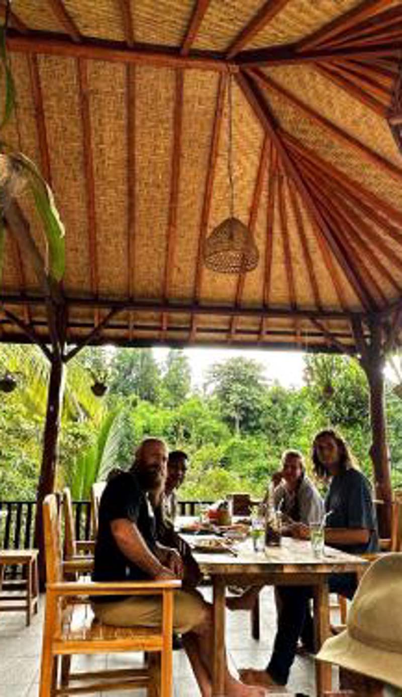 Artomoro Bali