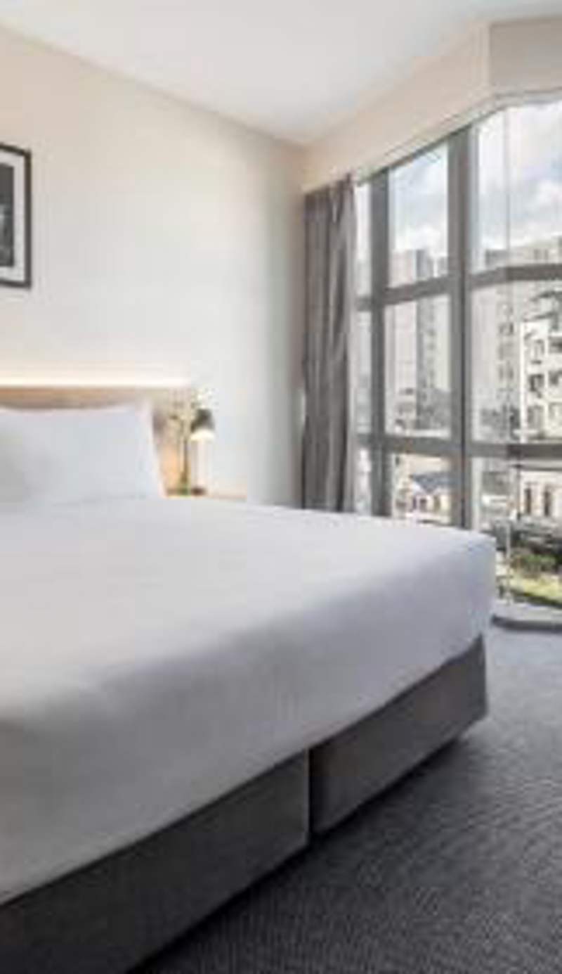 Oaks Wellington Hotel