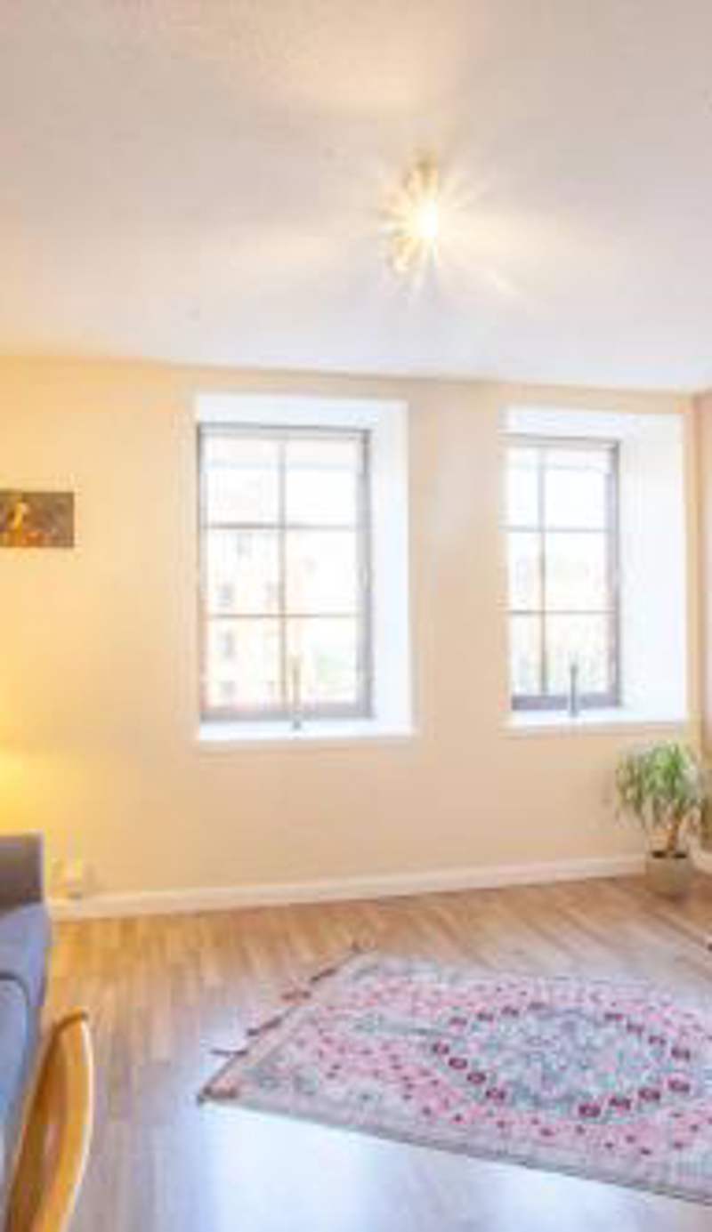 Stylish Merchant City Flat