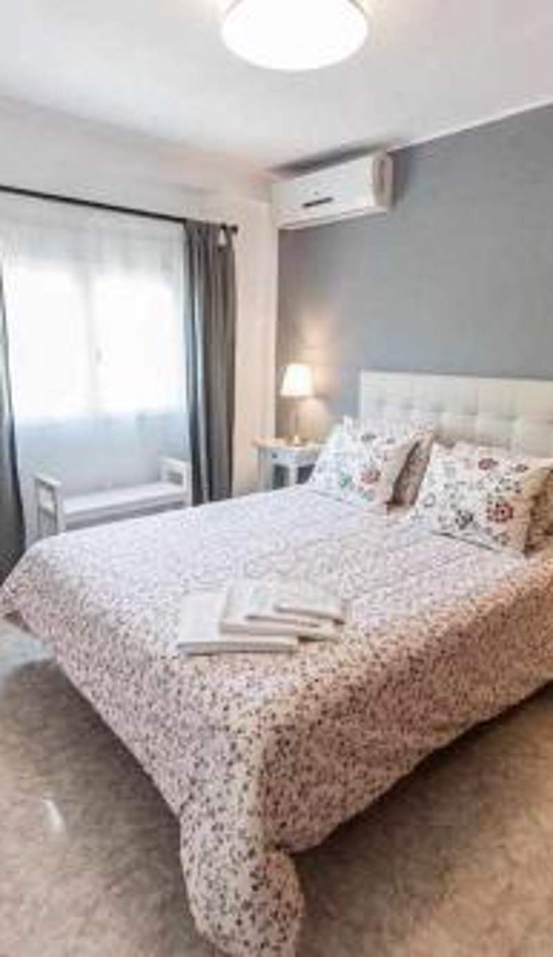 III Apartamentos Morales & Arnal Acogedor y a 450m