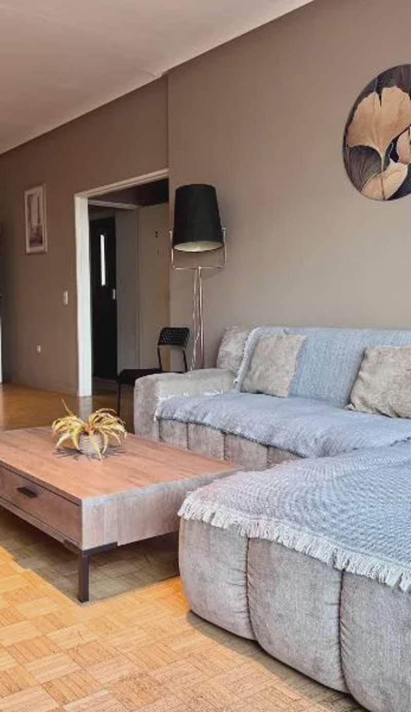 Simon Apartment