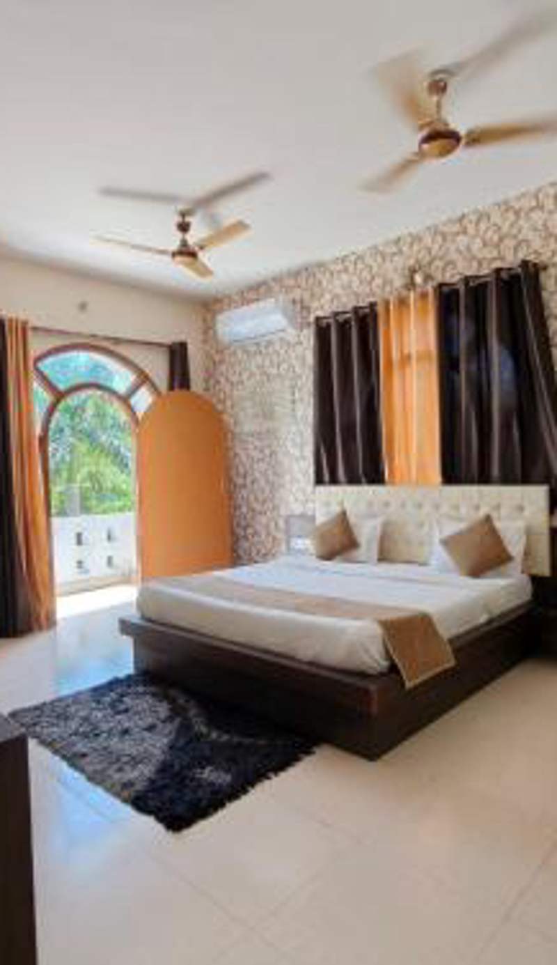 Hotel Sanctuary Resort