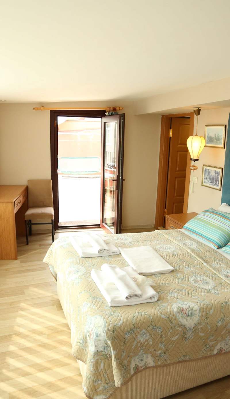 Tashkonak Studio Suites