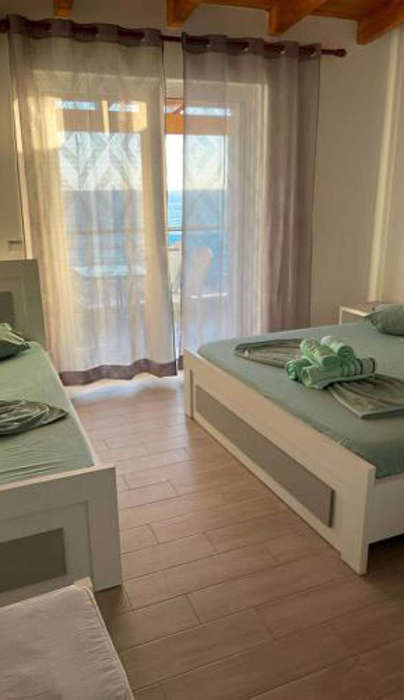 Wave n' Sea Apartments