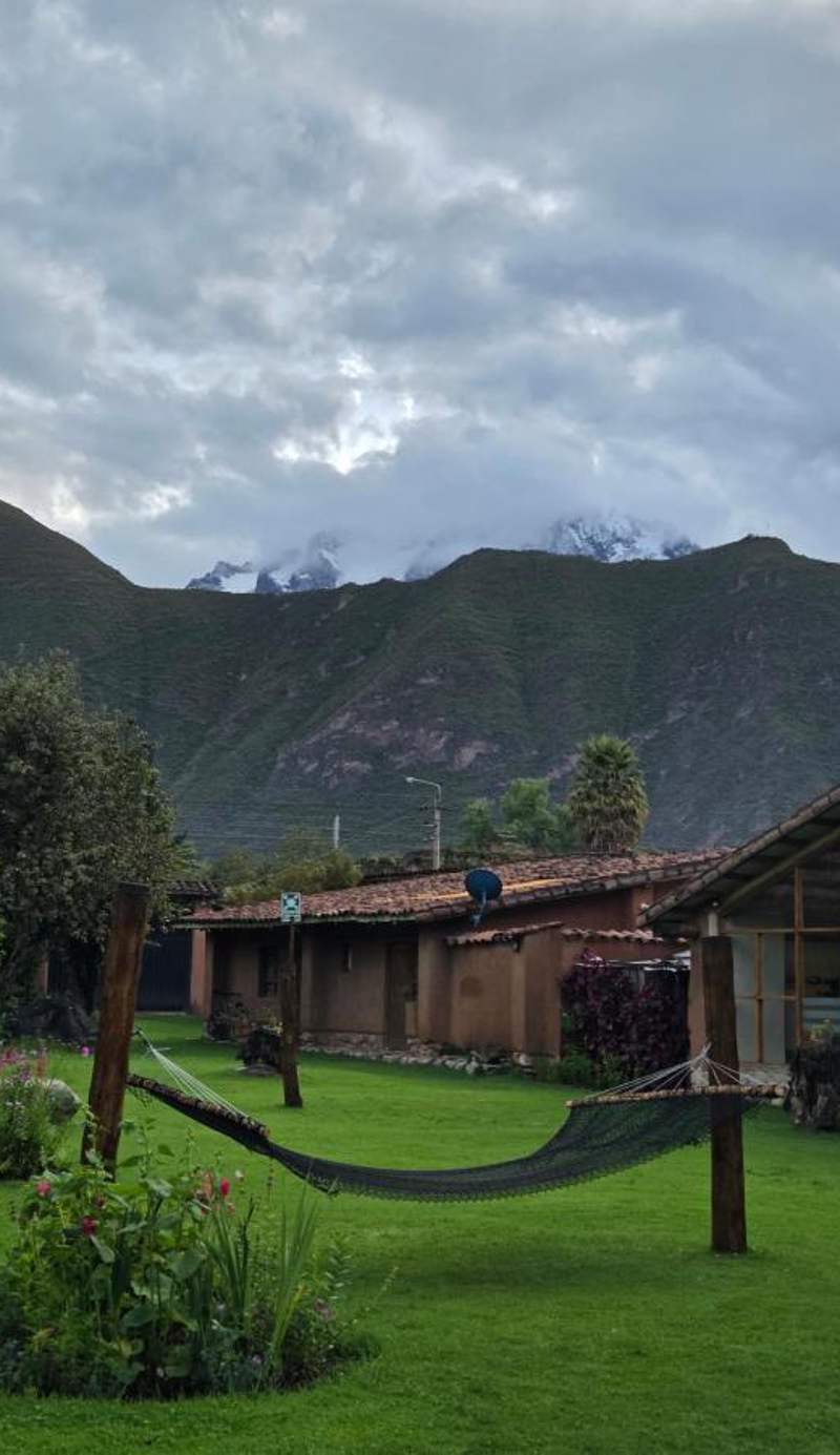 Lizzy Wasi Urubamba