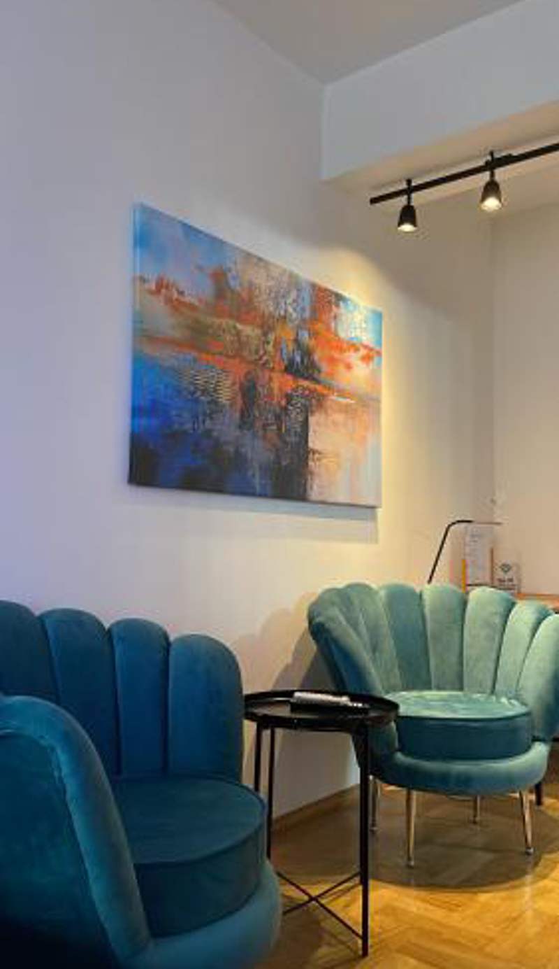 New Luminious Apartment-FREE PRIVATE PARKING, self check-in