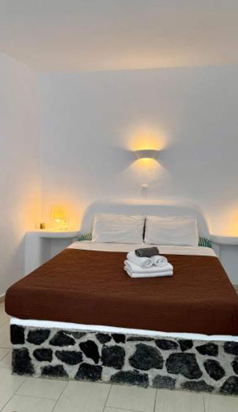 Manias Fira Residences