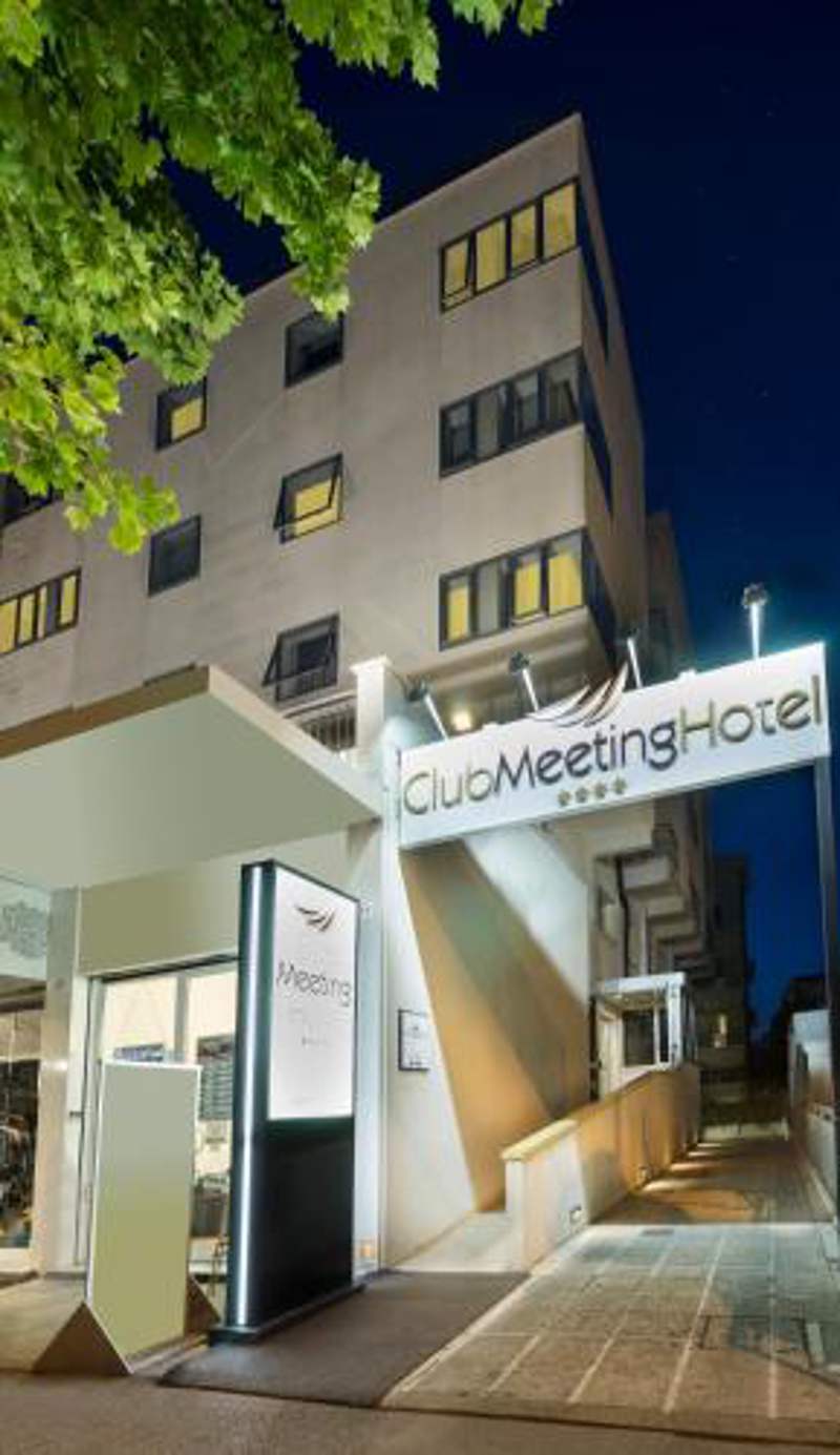 Club Meeting Hotel
