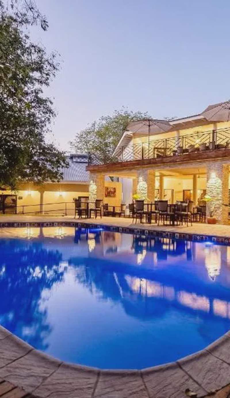 Nkosi Guest Lodge