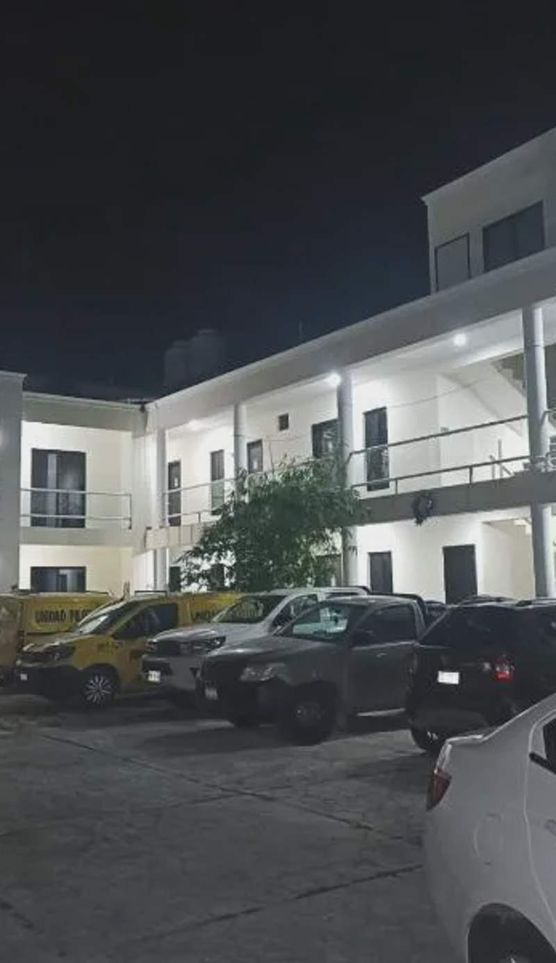 Hotel & Hostal 230