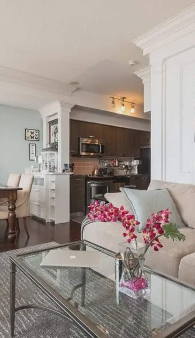 Stunning condo with fantastic view of the city!
