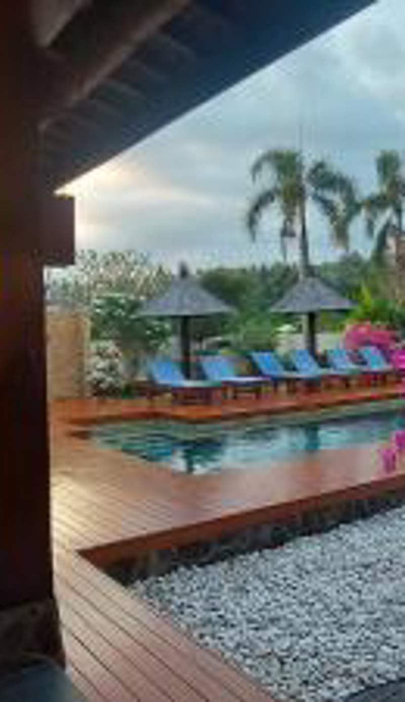 Bale Solah Lombok Holiday Resort