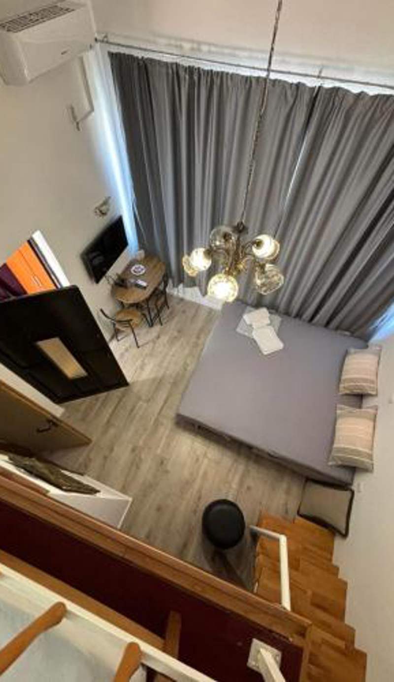 Apartment M