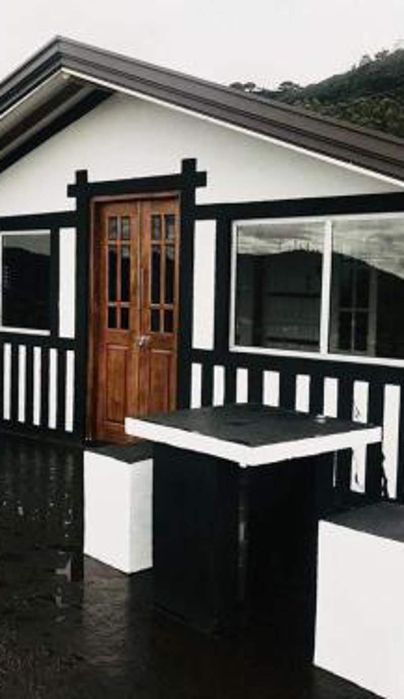 The paulwood cabana and Bungalow