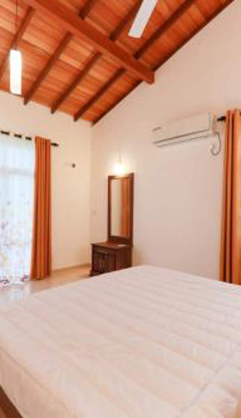 Hikka Tulips Villa