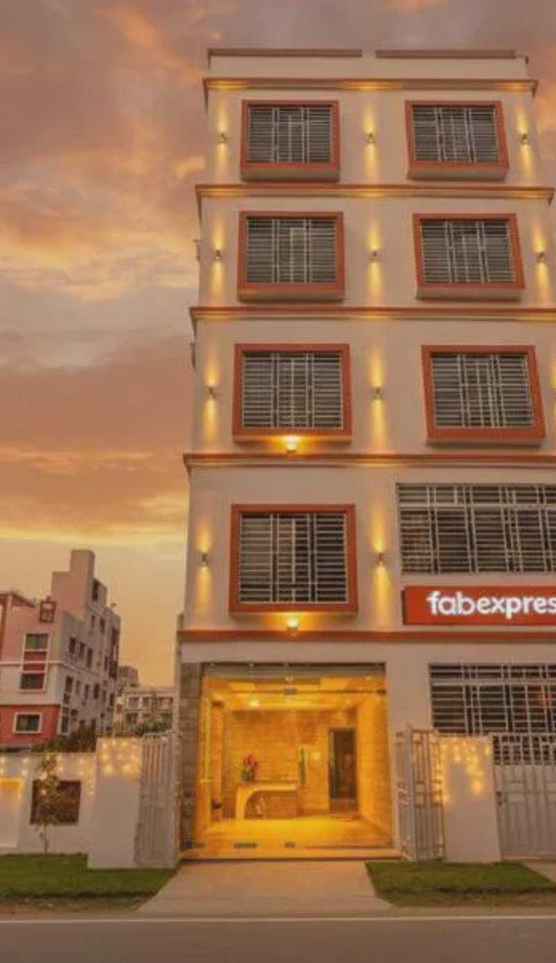 FabHotel Step Inn