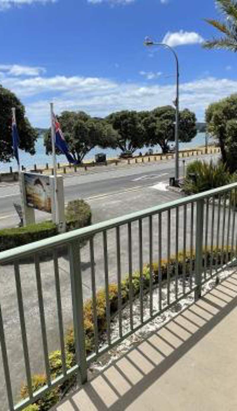 Bay Sands Seafront Studios