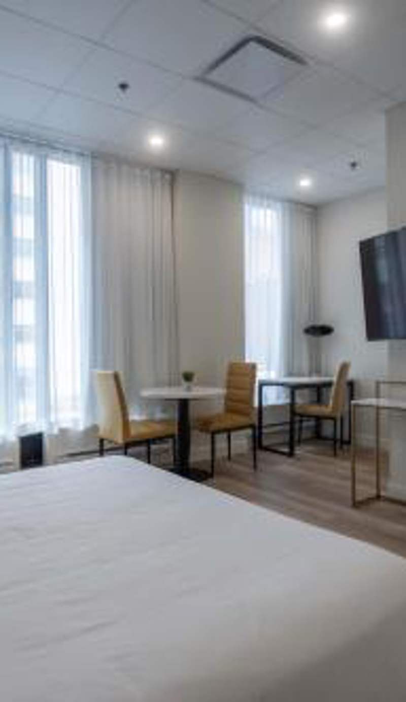 Travelodge by Wyndham Montreal Centre