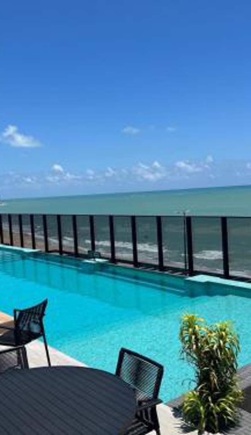 Beach Haus beira mar bessa
