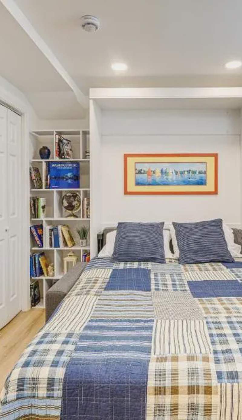 7 Mi to National Mall: Bright DC Studio!