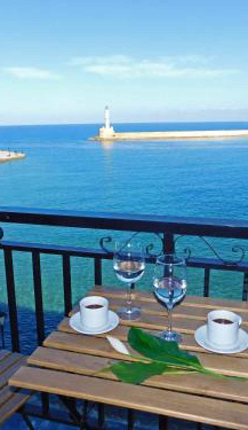 Lucia Hotel