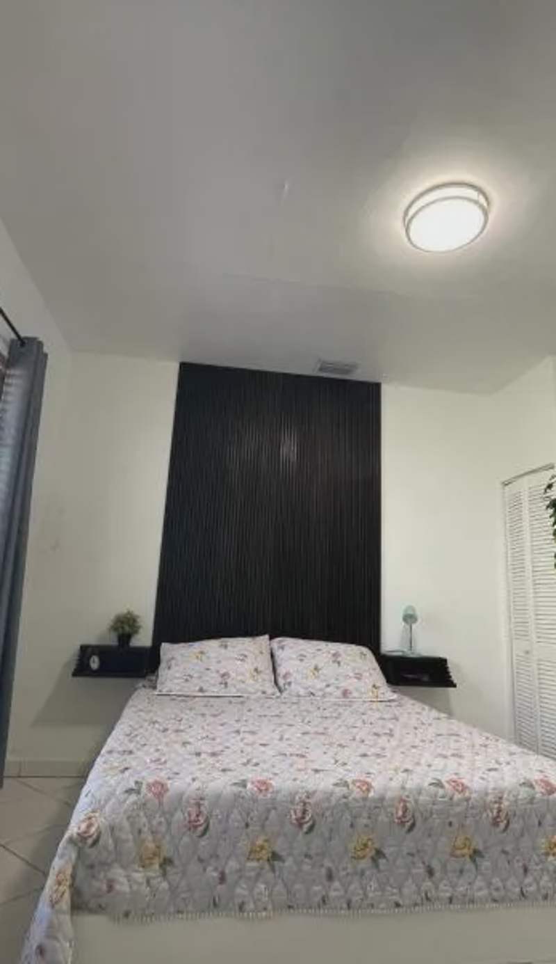Private Suite next to Calle Ocho