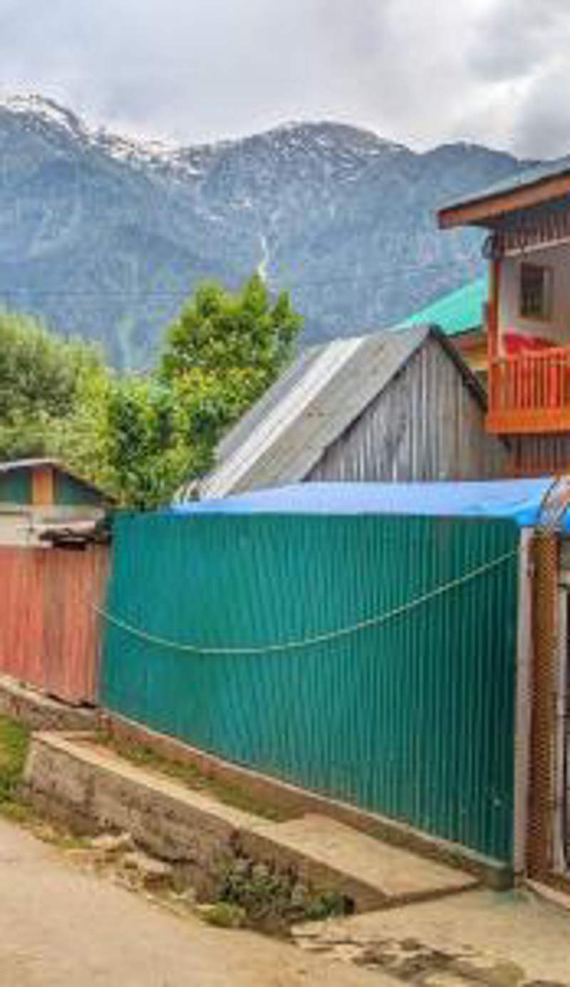Mir guest house
