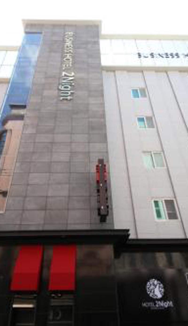 2Night Business Hotel
