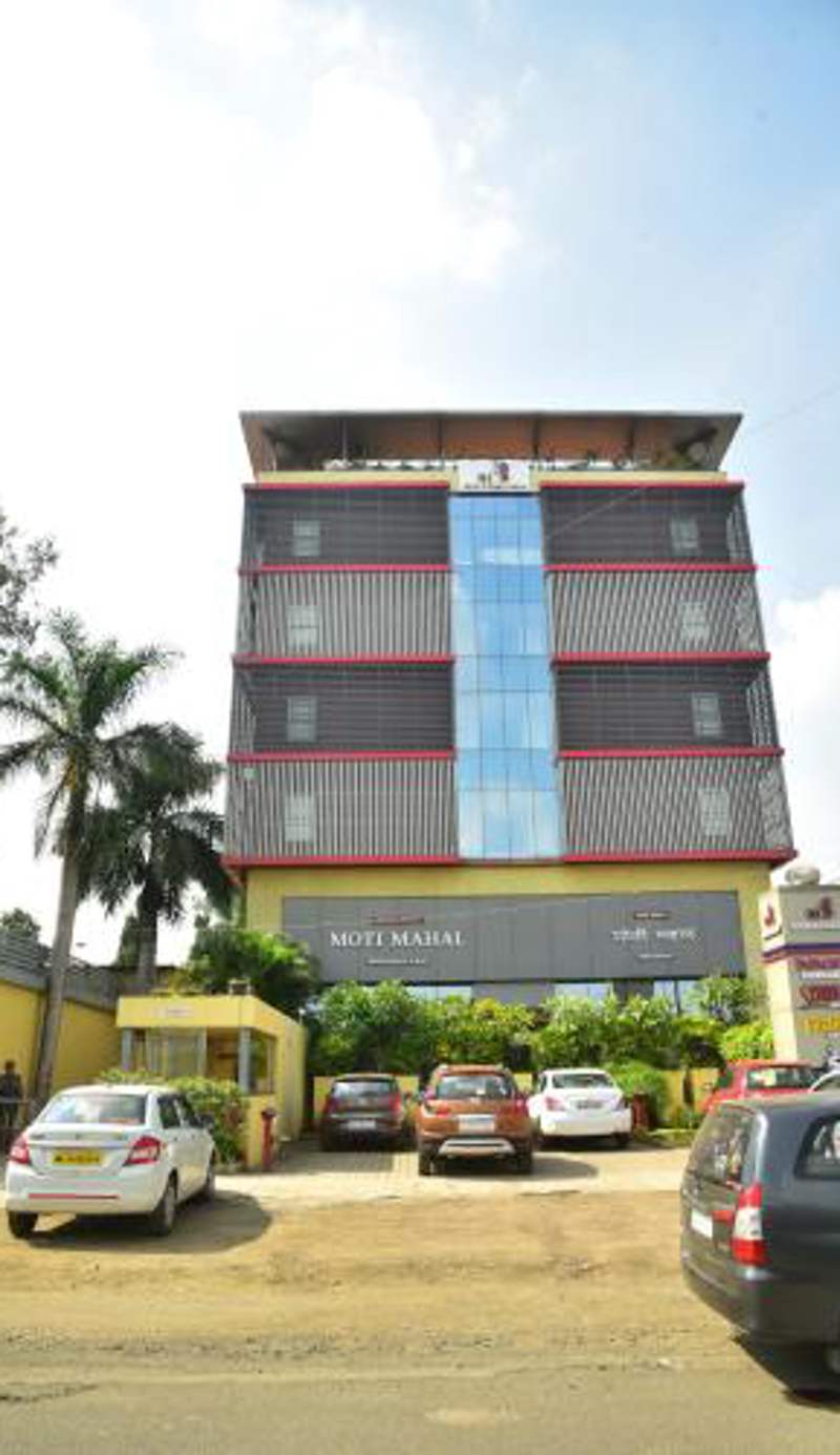 Hi 5 Hotel & Experience