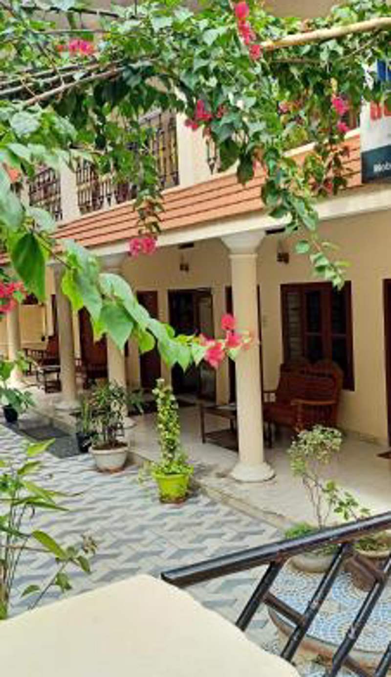 Marina guest house