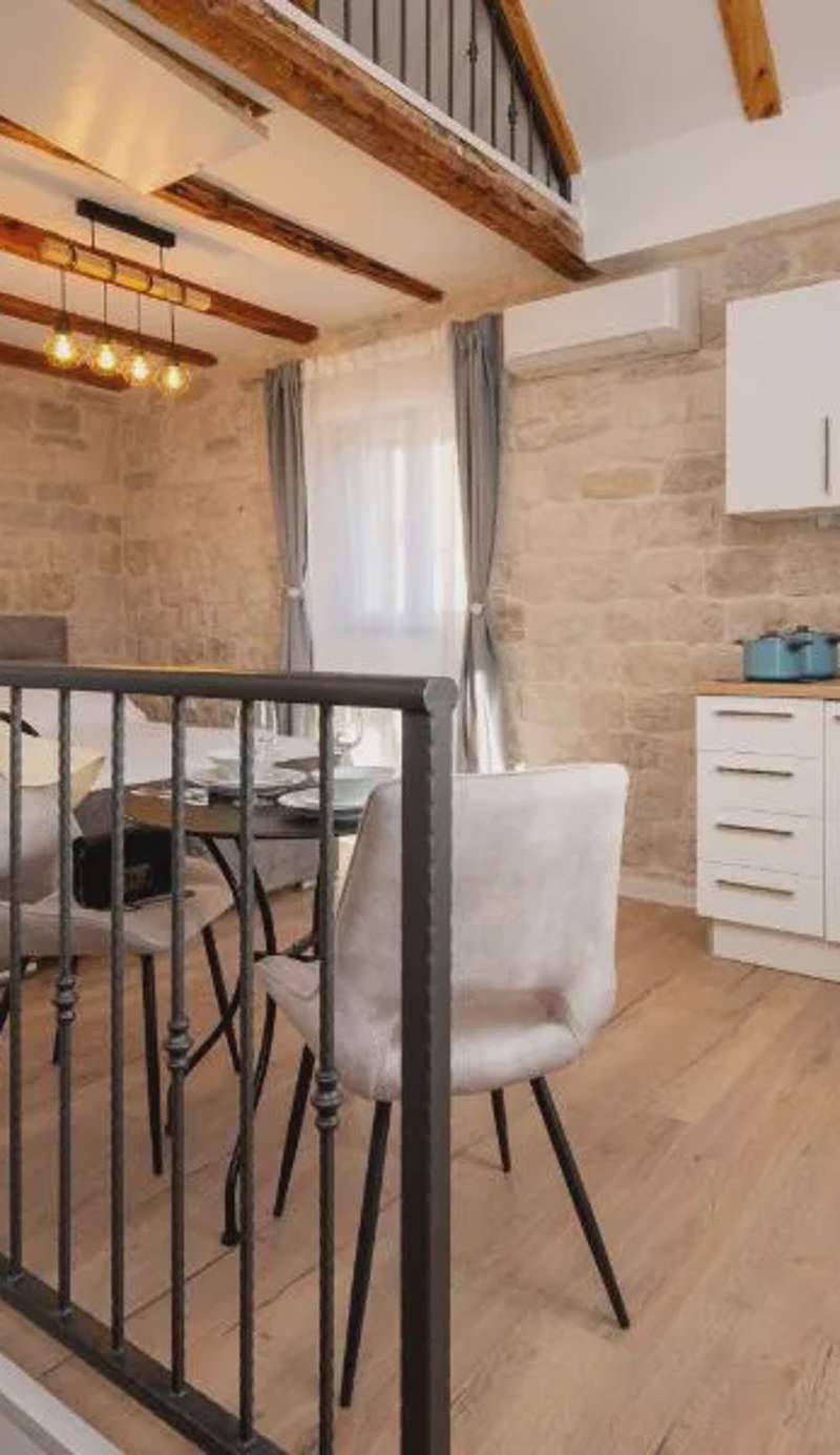 Apartment Villa IV