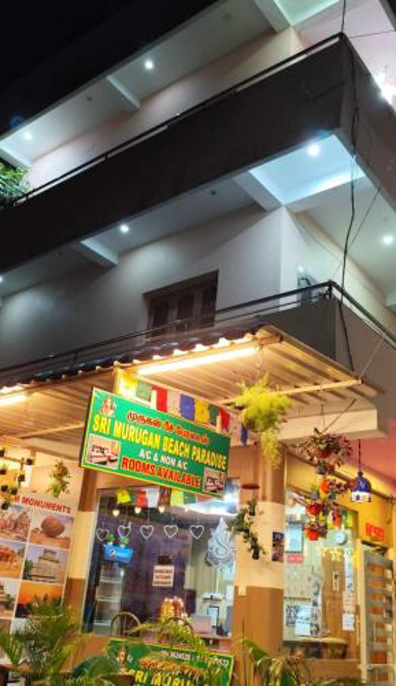 Sri Murugan Beach Paradise Hotel