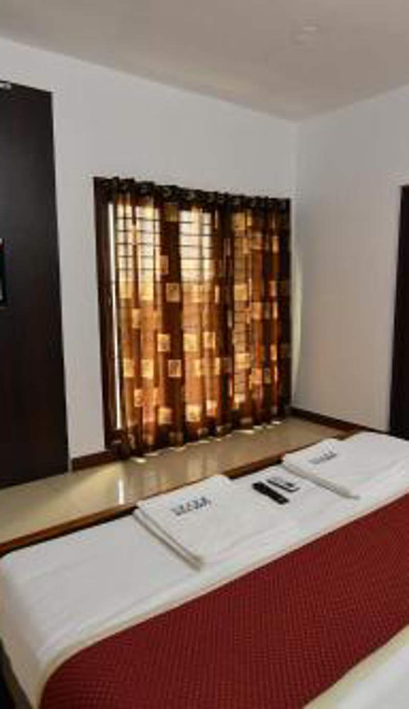 Lake View Hotel