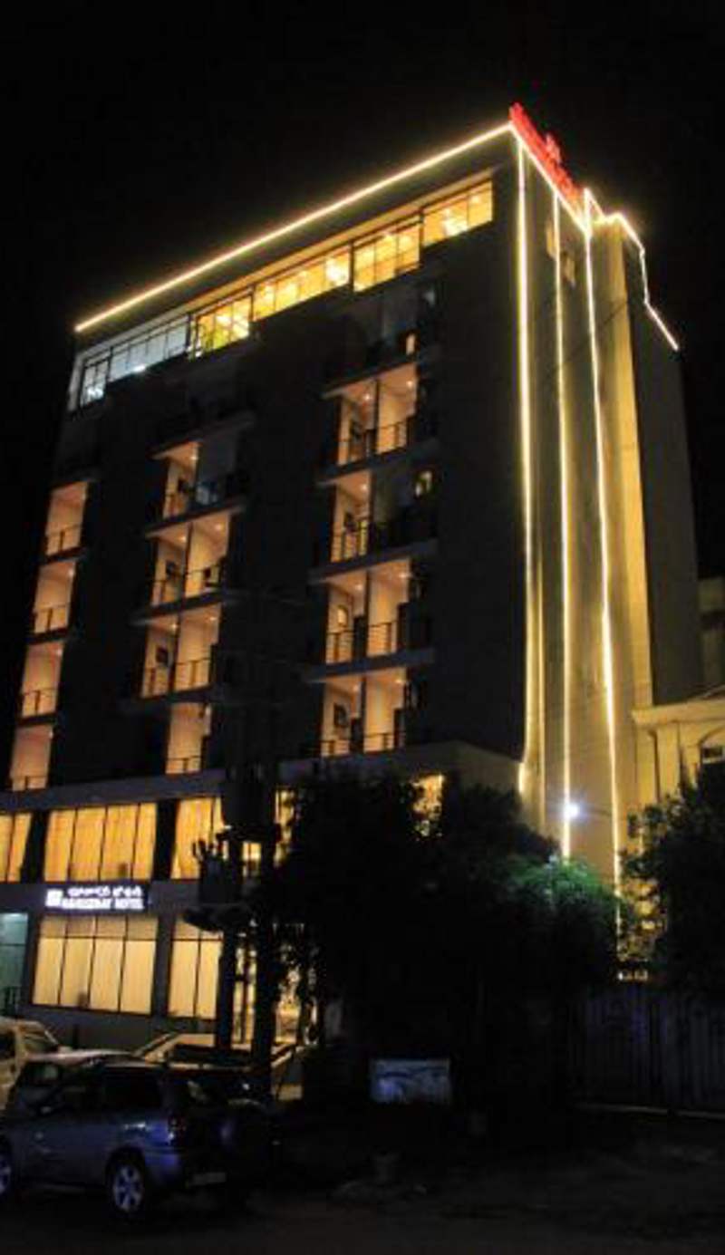 Nahusenay hotel