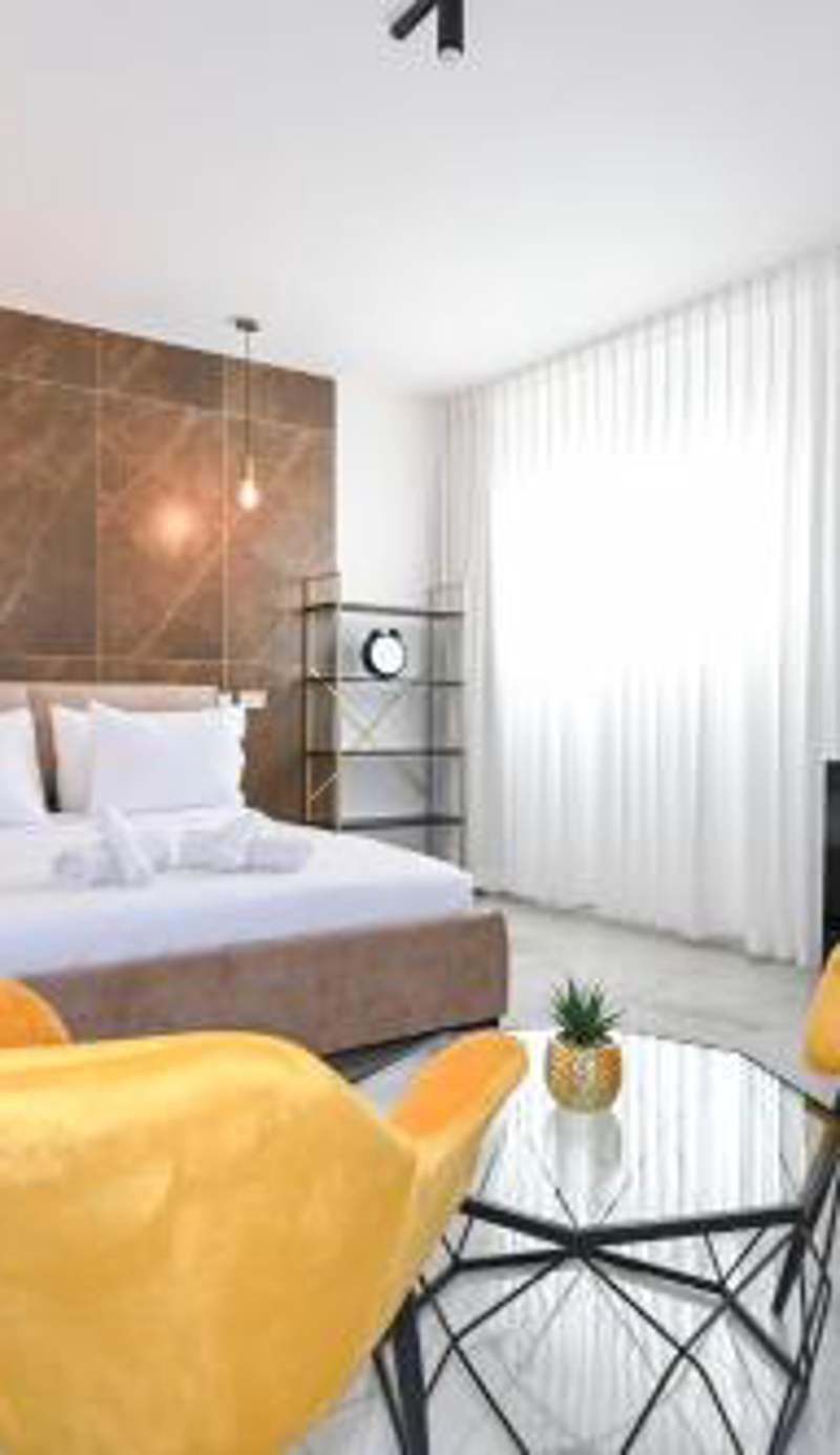 Lake Mansion Boutique Apartments