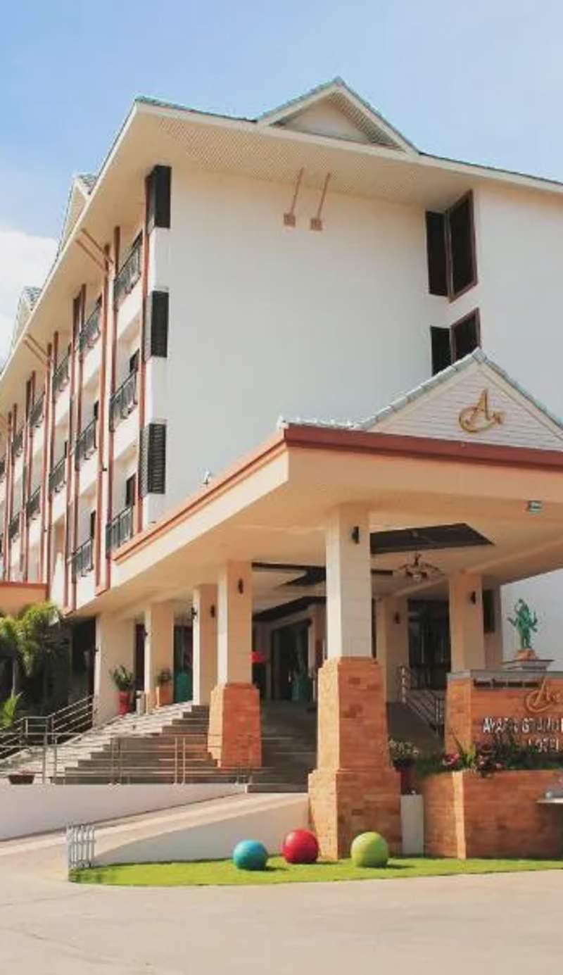 Ayara Grand Palace Hotel