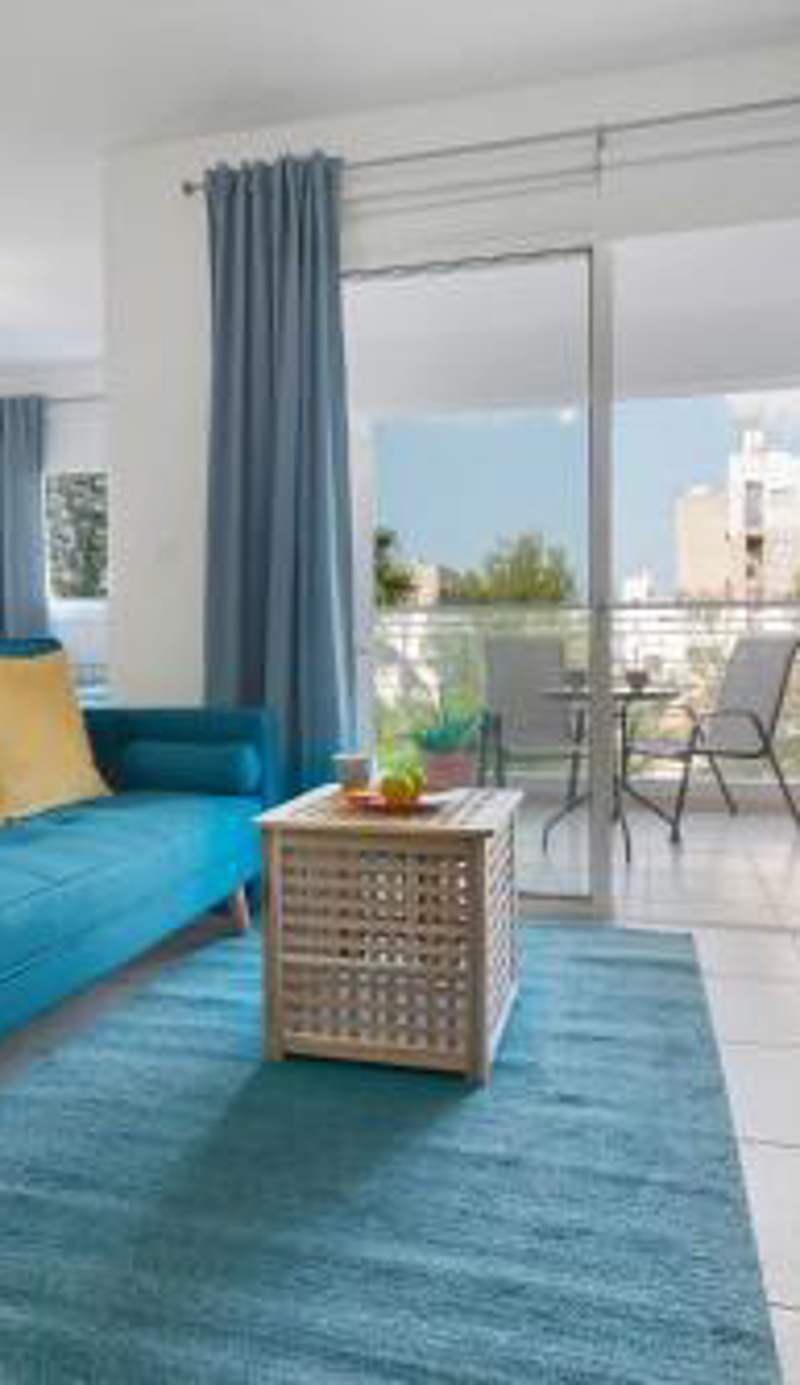 Glabur Stays - The Cozy Atelier - Nicosia City, Free Parking & Wifi, Welcomes You!!!