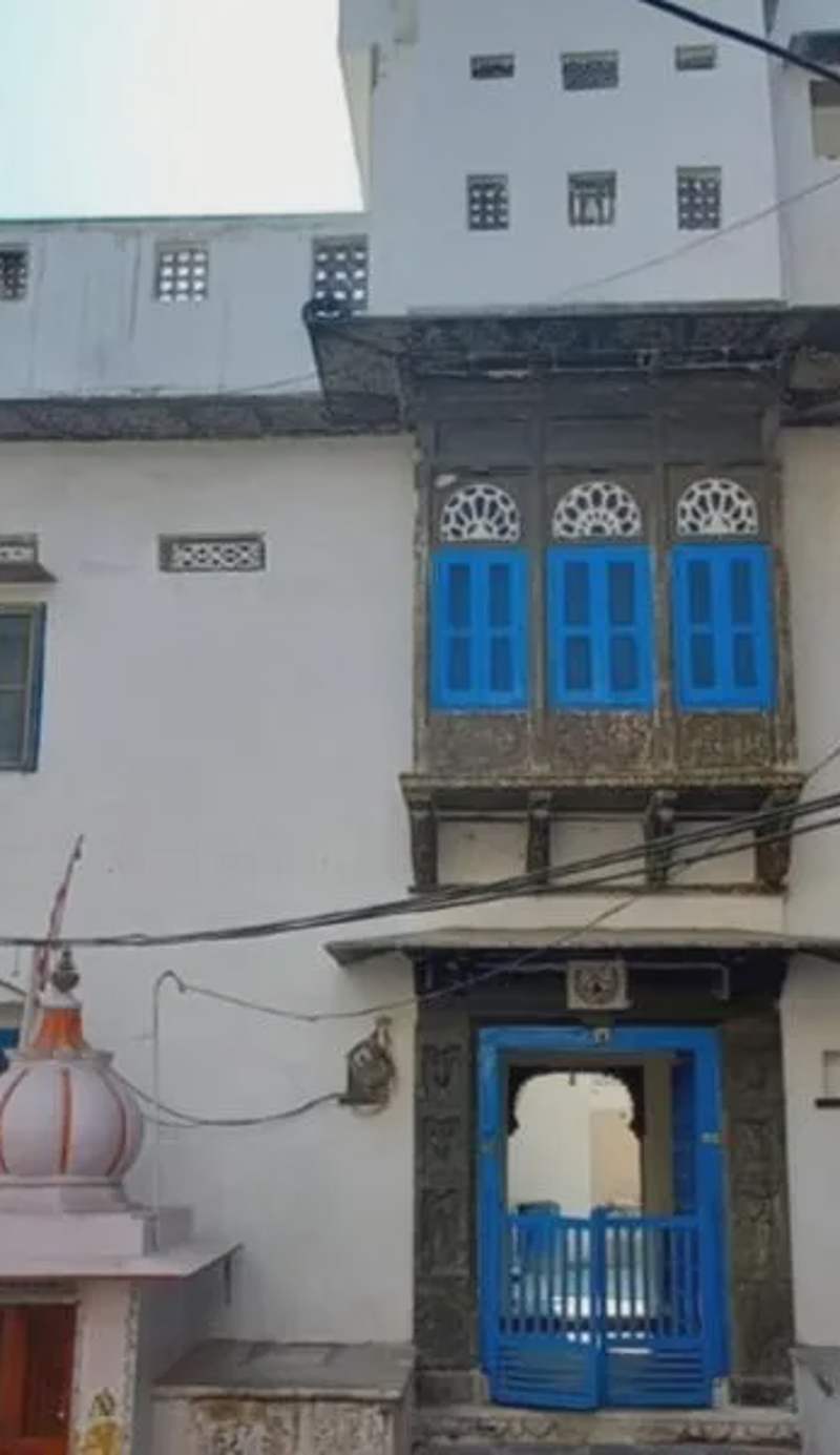 Madan Mohan Villas (A Haritage Haveli Home Stay)