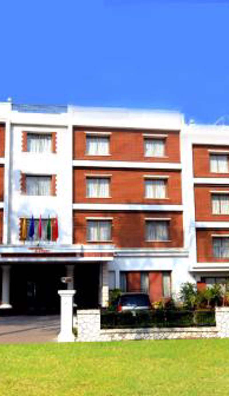 The Hotel Airport