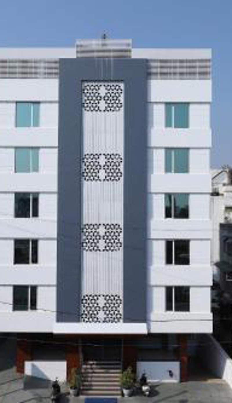 Hotel Avista - Unmarried Couples and NRI not allowed