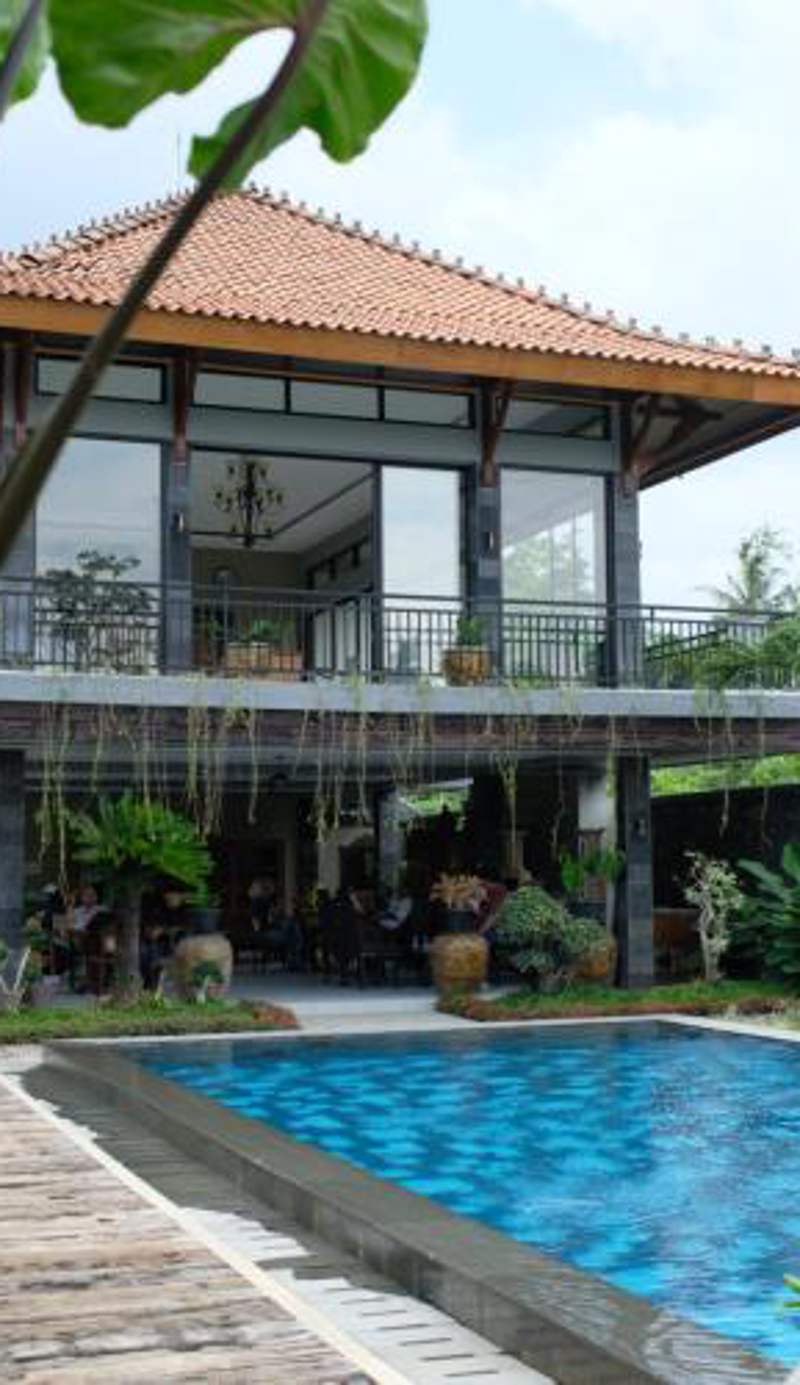 Omnni Villa Borobudur
