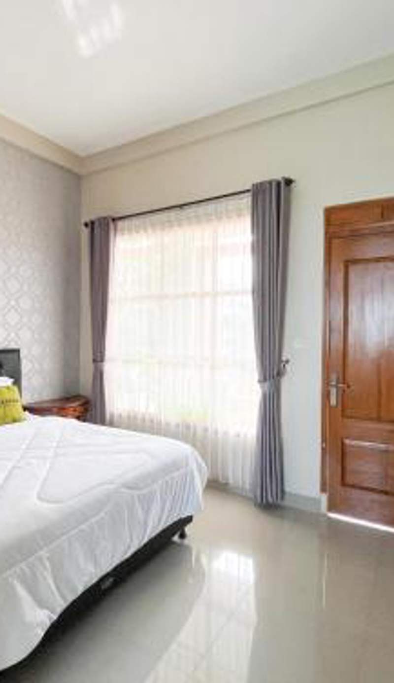 Urbanview Syariah Hotel Kanigara Batu