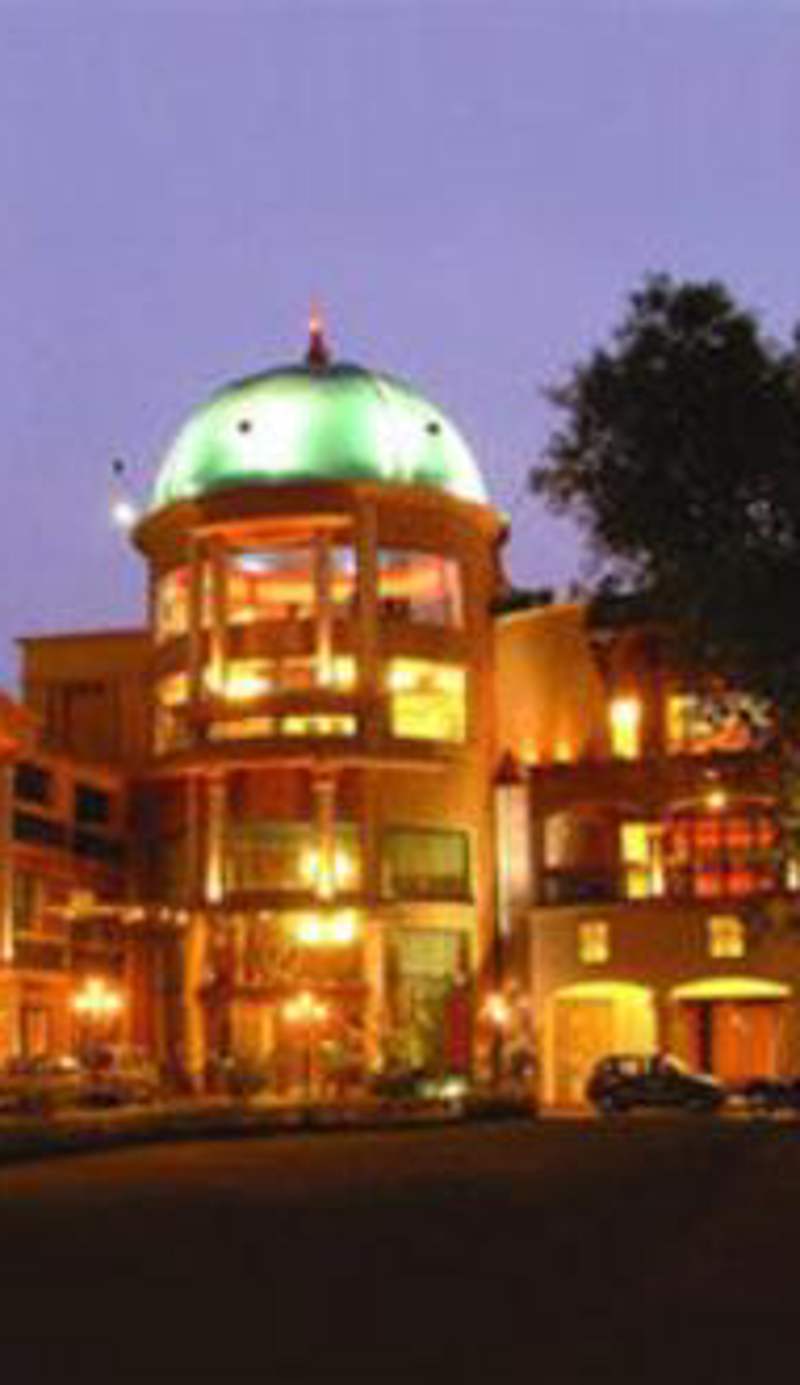 Grand Heritage Narmada Jacksons