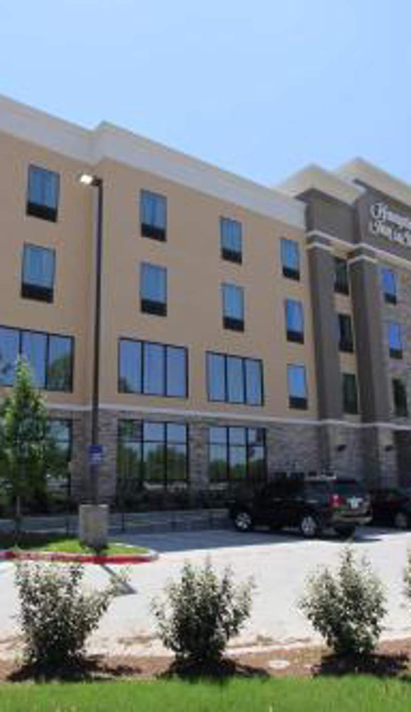 Hampton Inn & Suites Dallas Market Center