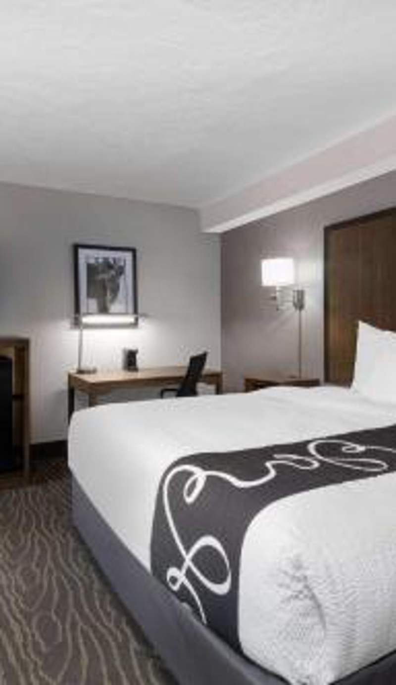La Quinta by Wyndham Anchorage Airport
